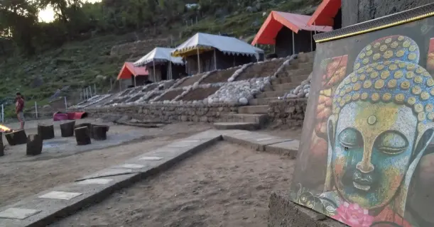 Stunning Buddha painting on Bir Camp paragliding