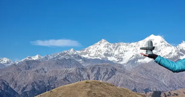 Snow-covered mountains with Shivling view